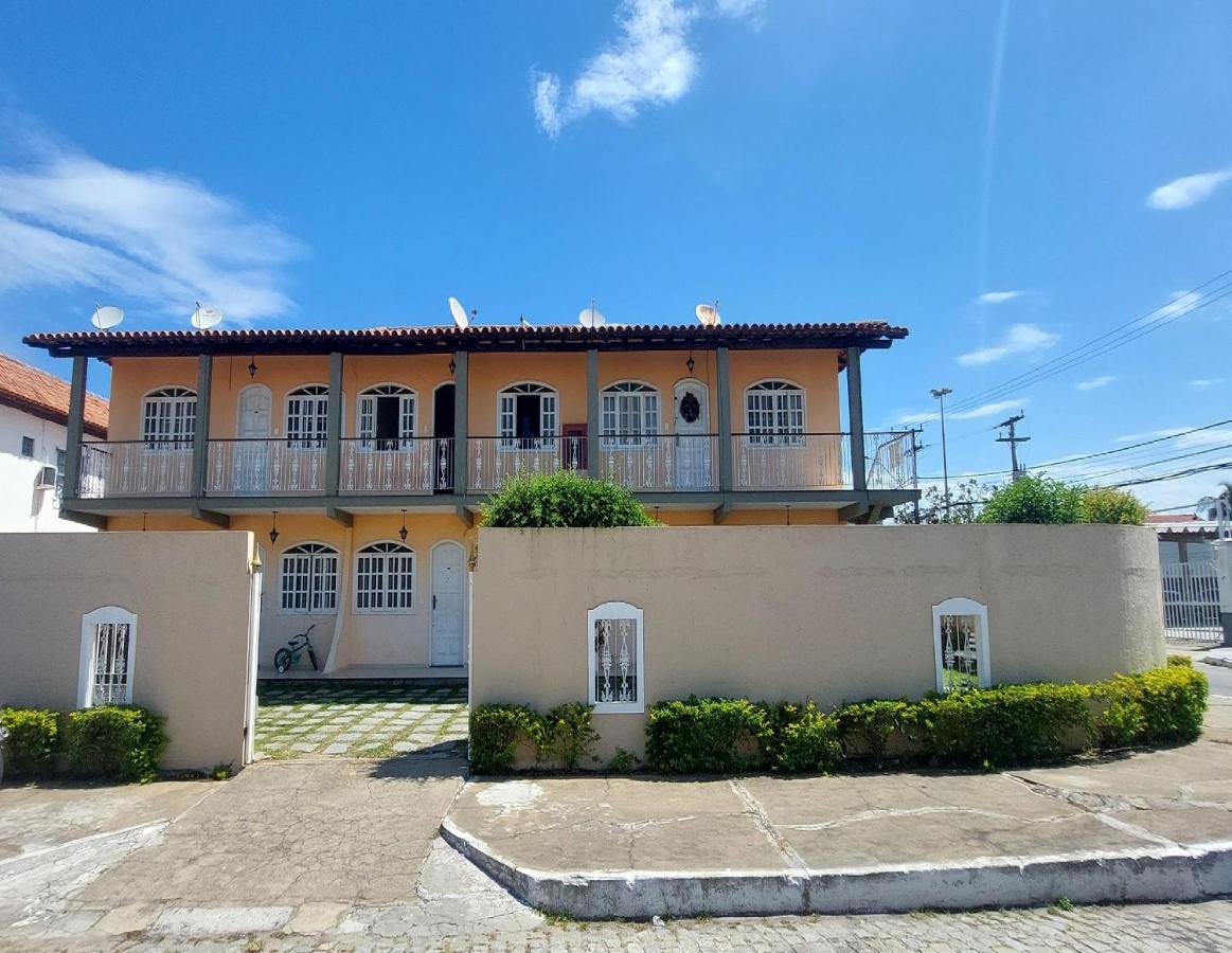 Otimo Apto De Quarto, Sala, Cozinha E Banheiro Em - Caucao Garantia 200,00 - Acomoda Ate 6 Pessoas Confortavelmente Em Camas - Wifi Na Area Externa No Apartamento *