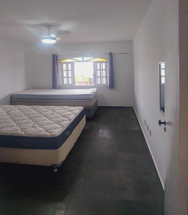 Otimo Apto De Quarto, Sala, Cozinha E Banheiro Em - Caucao Garantia 200,00 - Acomoda Ate 6 Pessoas Confortavelmente Em Camas - Wifi Na Area Externa No Apartamento *